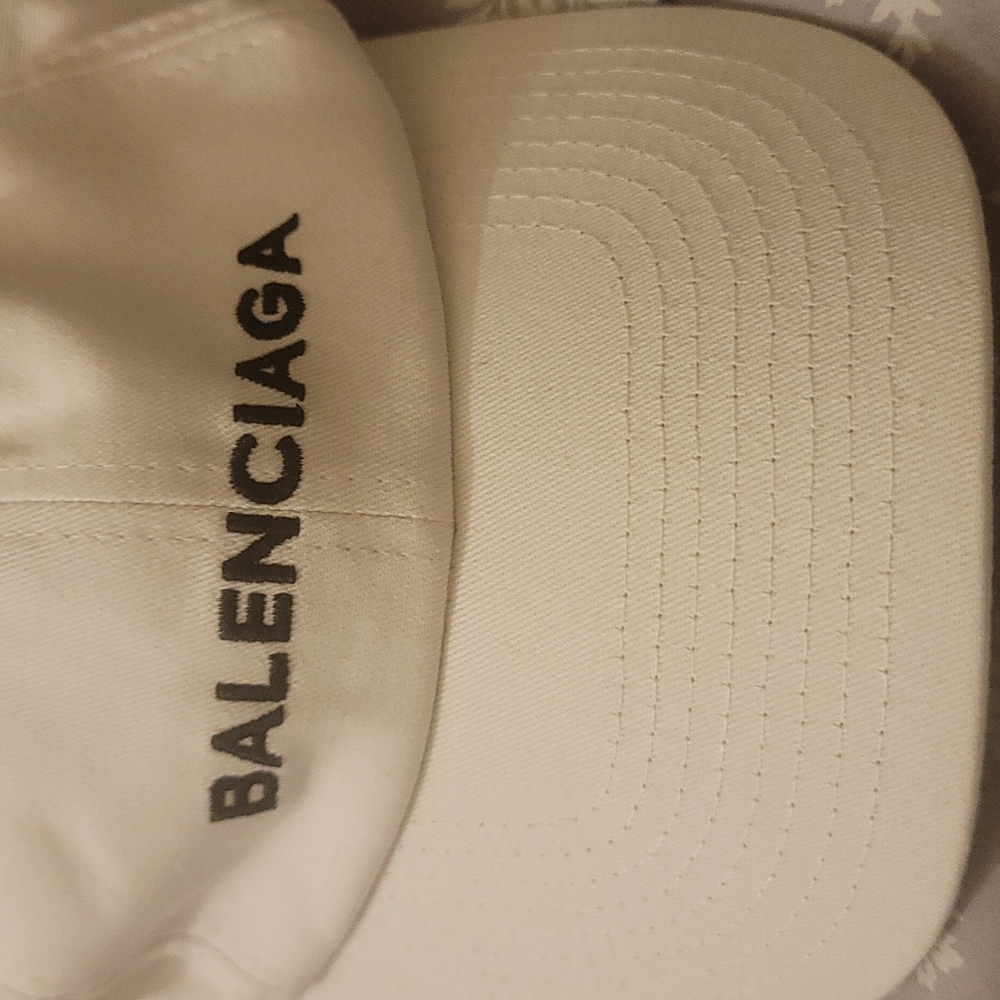 Balenciaga cap